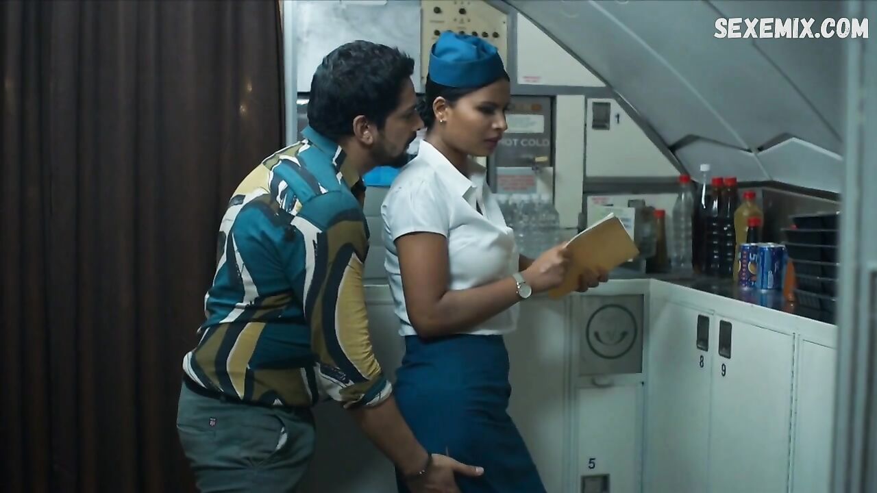 Amrita Das Gupta sexy scene in Mastram s01e03 (2020)