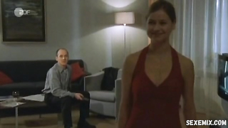 Julia Brendlers Hinternszene in „Der letzte Zeuge“ s05e05 (2003)