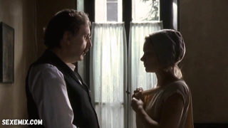 Several erotic and sex scenes with Sophie Quinton, scene in La nourrice (2004)