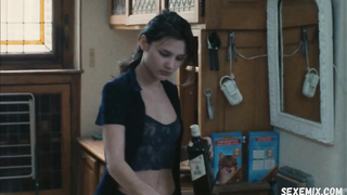 Virginie Ledoyen underwear scene in Late August, Early September (Fin aout, debut septembre) (1998)