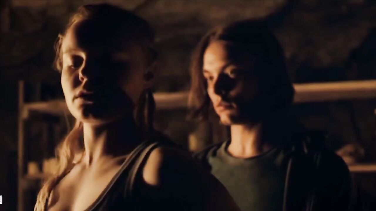 Maria Dragus looks very sexy during sex, scene in TV Series - Wild Republic s01e06 (2021)