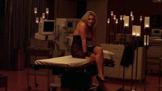 Katee Sackhoff “Nip/Tuck” dizisinde çok seksi s05e20 (2009)