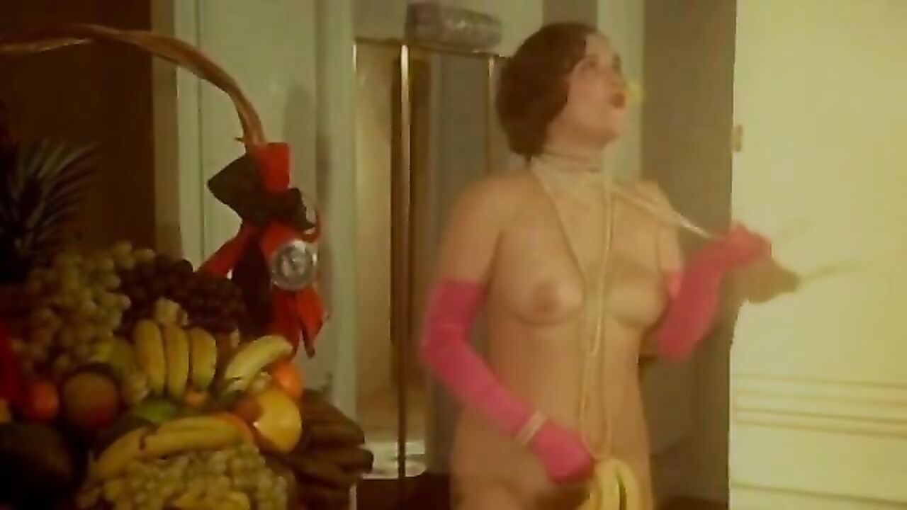 Mascha Gonska is nude in the movie Le trio infernal which was released in 1974