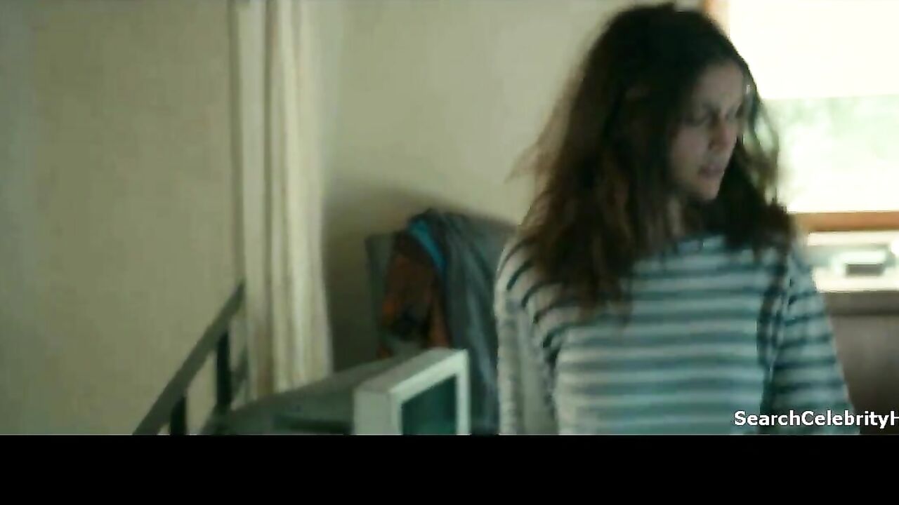 Laetitia Casta sexy in scene in Not Disturb 2012