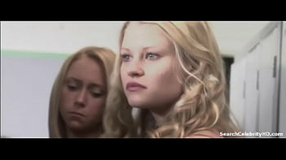 Emilie de Ravin sexy, scene in Carrie 2002