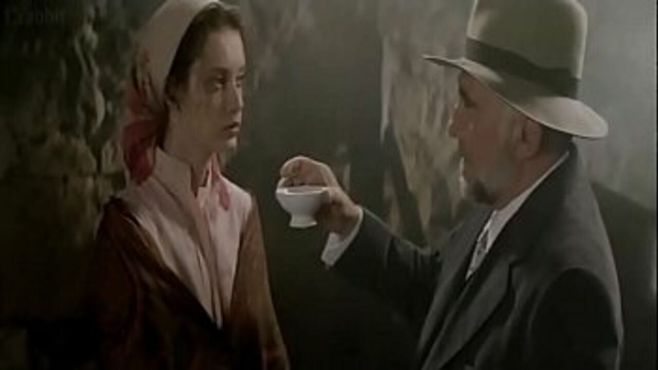 Alejandra Grepi sexy in La Leyenda da la Doncella Spain 1994