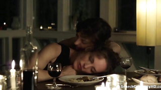 Katharina Lorenz and Seyneb Saleh sexy, scene in Das rote Zimmer (2010)