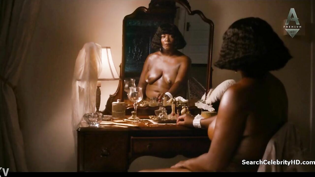 Queen Latifah and Tika Sumpter ebony lesbian, scene in Bessie 2015