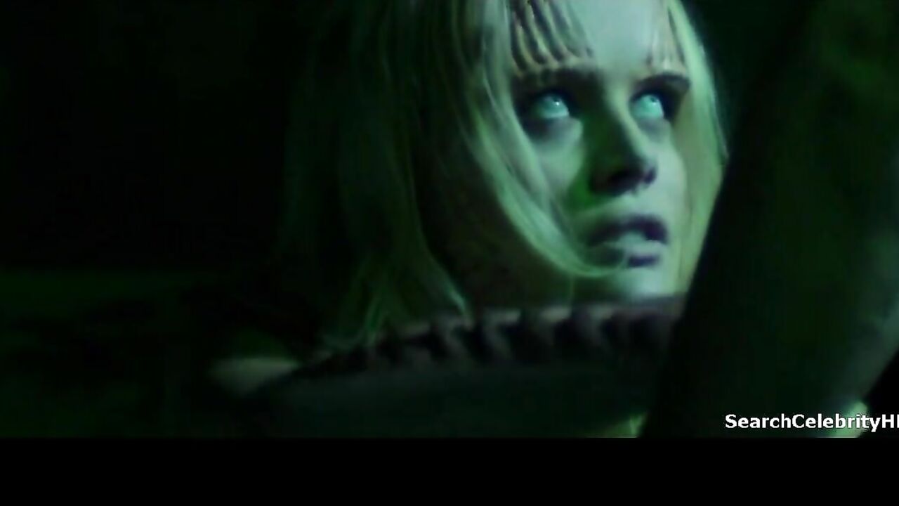 Sex with Helena Mattsson, scene in Species The Awakening 2007