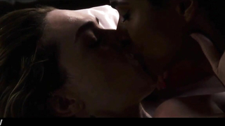 Freema Agyeman and Jamie Clayton Sense8 S01E01