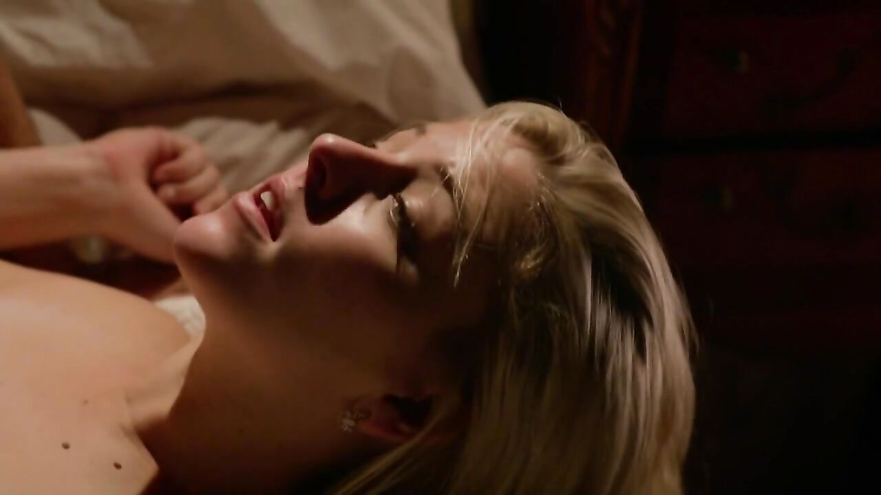 Helene Yorke nude scene in Graves s01e03 (2016)