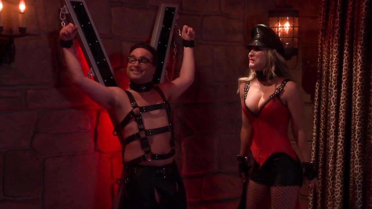 Kaley Cuoco sexy scene in The Big Bang Theory s10e07 (2016)