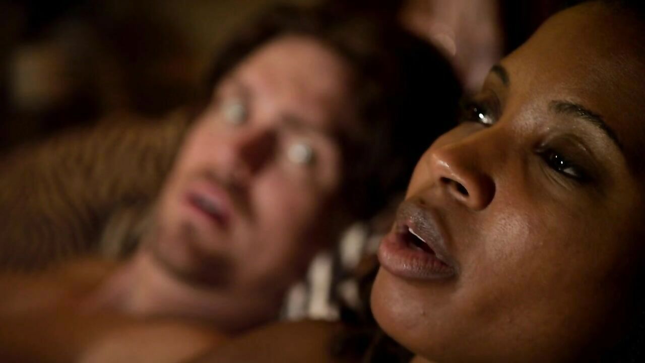 Shanola Hampton nude scene in Shameless s01 (2011)