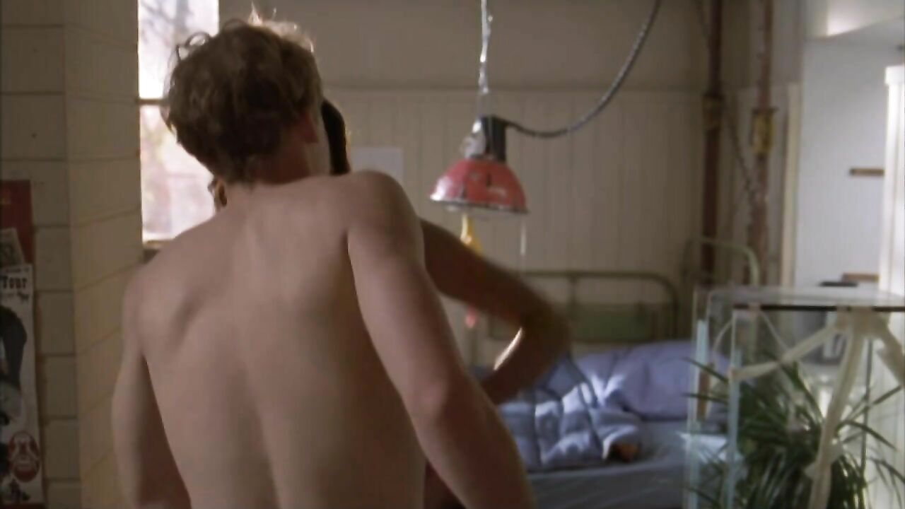 Jessica Schwarz nude scene in Kammerflimmern (2004)