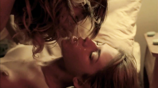 Lucia Ojeda and Anahi de Cardenas lesbian sex scene in Mancora (2008)