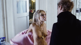 Sienna Miller nude scene in Alfie (2014)