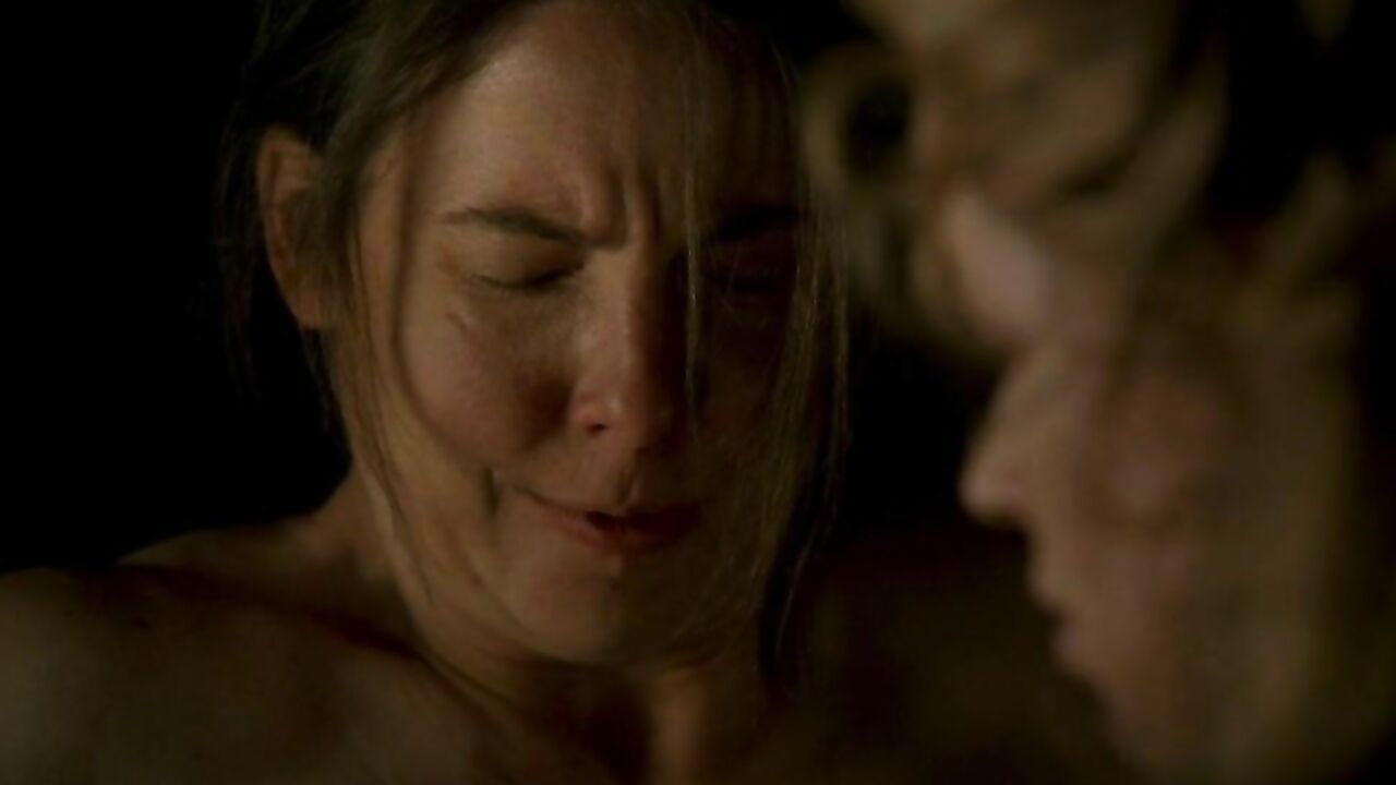 Robin Weigert nude, sexy scene in  Deadwood s03e02-07 (2006)