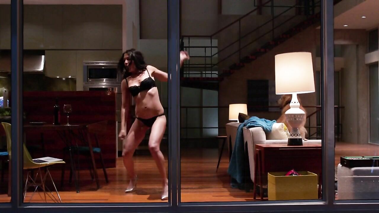 Lisa Edelstein in black lingerie, scene from - Girlfriends' Guide to Divorce s01e03 (2014)