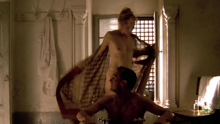 Kristin Scott Thomas nude, breasts scene - The English Patient (1996)