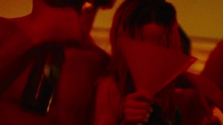 Rachel Korine desnuda, pechos, escena de sexo - Spring Breakers (2013)