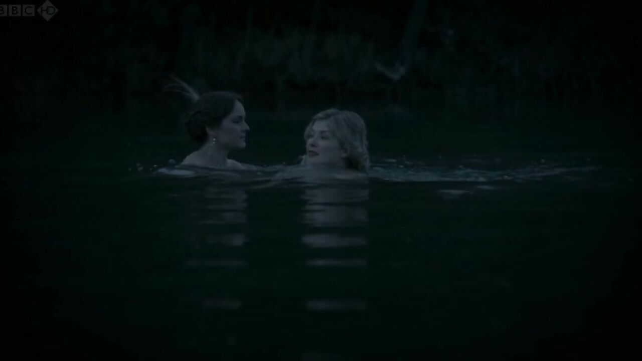 Rachael Stirling nackt, Rosamund Pike – Women in Love Teil 2 (2011)