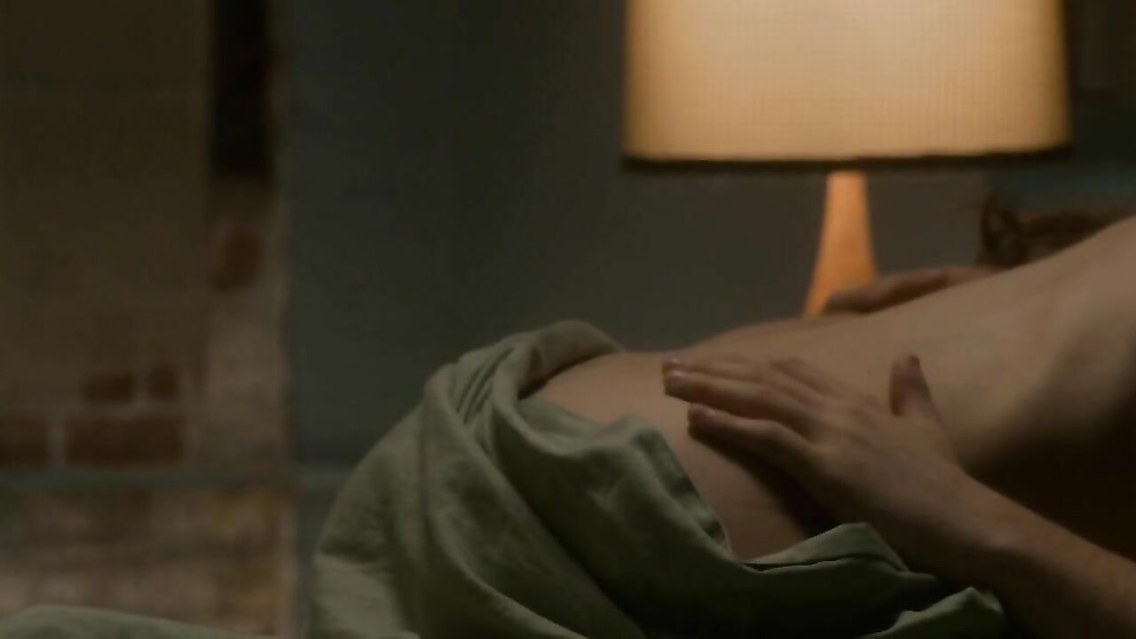 Analeigh Tipton nude, sex scene from Two Night Stand (2014)