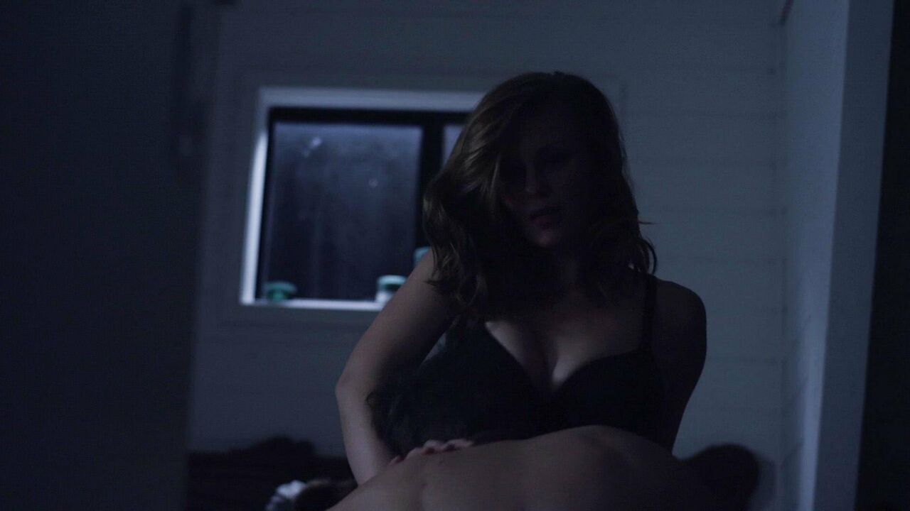 Cassidy Freeman, Lucy Griffiths nude, sex scene from Don't Look Back (2014)