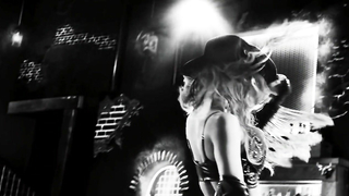 Jessica Alba - Sin City: una donna per cui uccidere (2014)