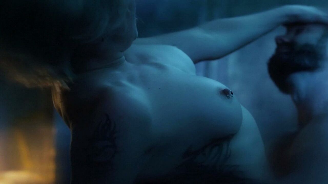 Katie Cassidy nackt, Sexszene aus The Scribbler (2014)