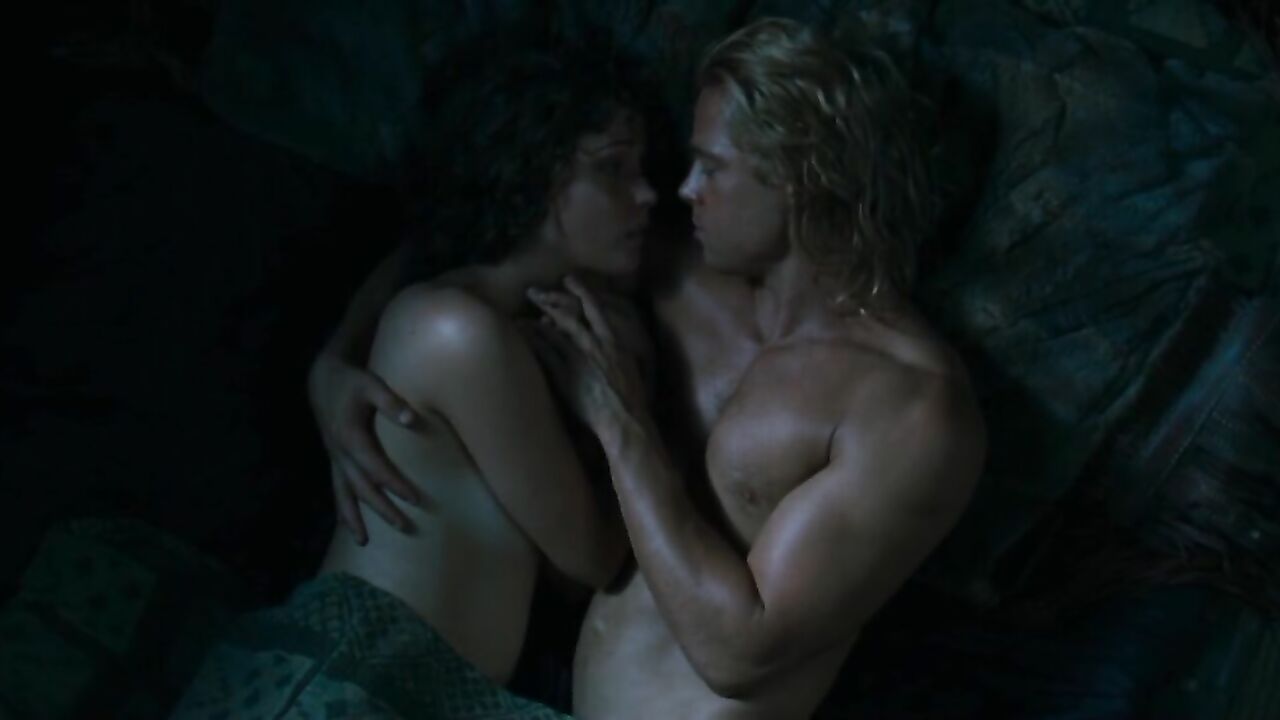 Rose Byrne nude, sex scene from Troy (2004)