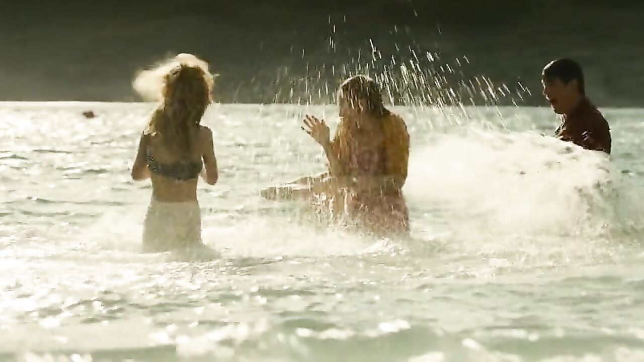 Imogen Poots - A Long Way Down (2014)