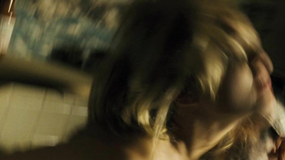 Marion Cotillard nuda, scena in La boite noire (2005)