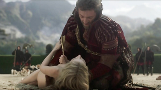 Yvonne Catterfeld nude, scene in La belle et la bete (2014)