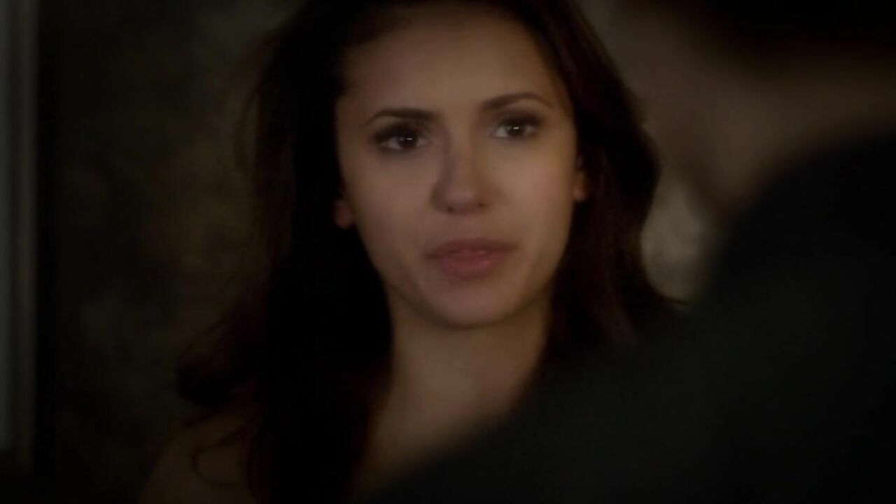 Nina Dobrev - The Vampire Diaries s05e16 (2014)