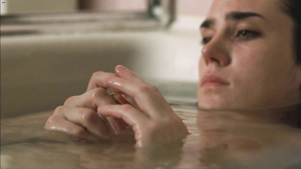 Jennifer Connelly nude, sex scene from House of Sand and Fog (2003)