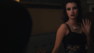 Emma Roberts - Monde adulte (2013)