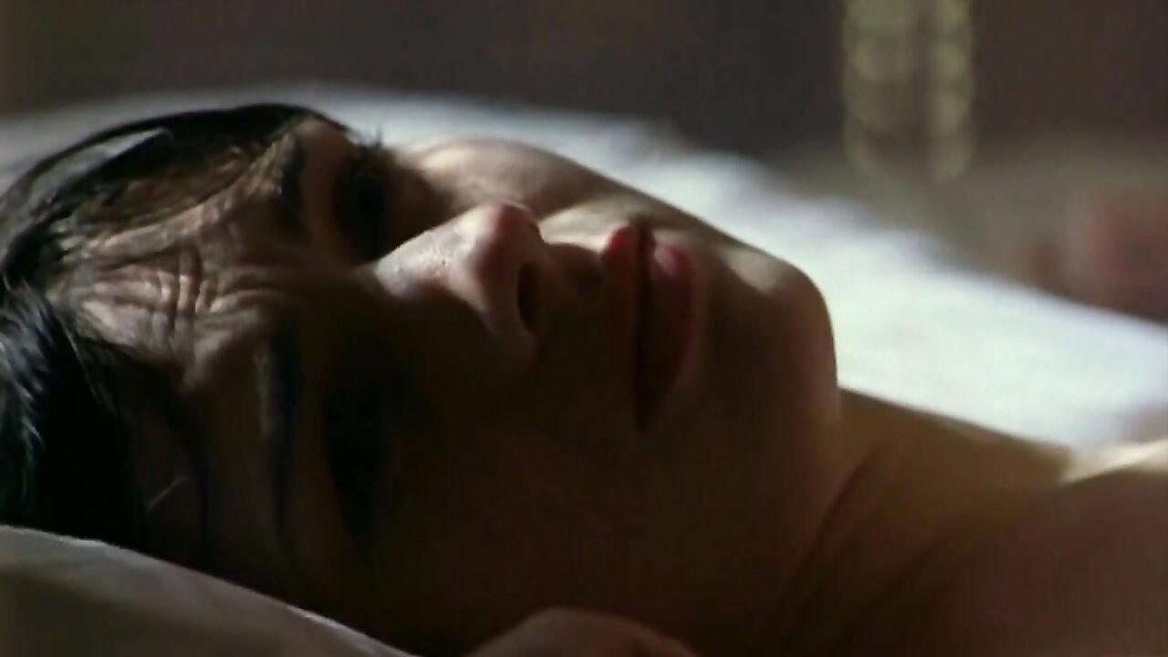 Amanda Ryan nackt, Sexszene aus The Hunger (1997)