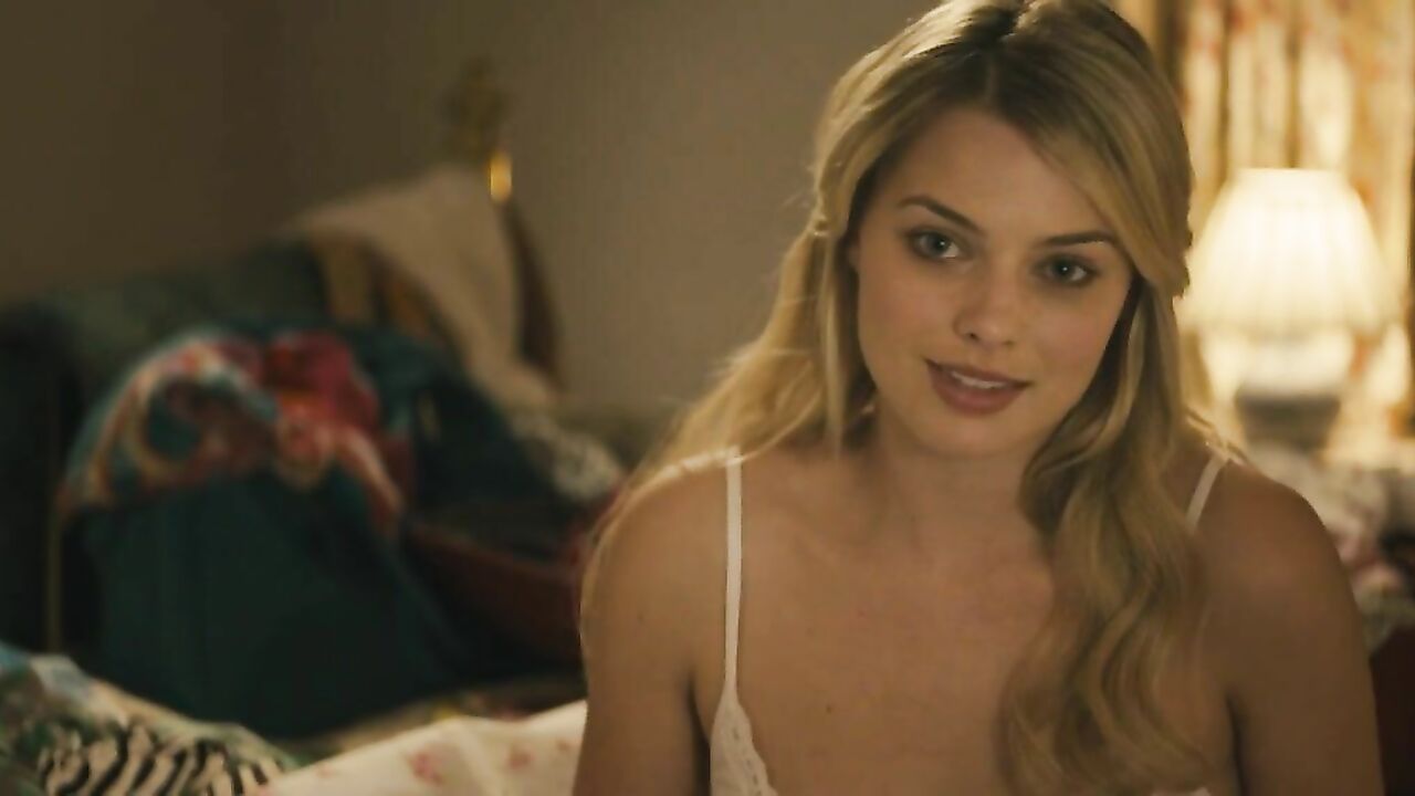 Margot Robbie – About Time (2013)