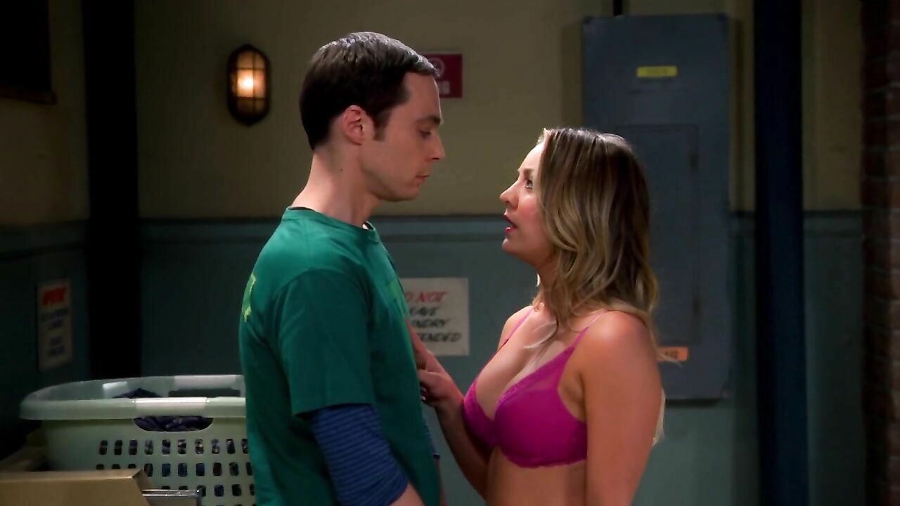 Kaley Cuoco - The Big Bang Theory s07e11 (2013)