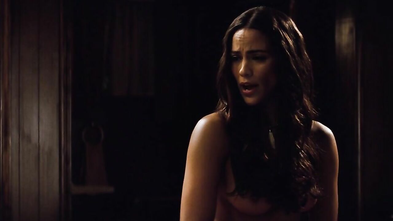 Paula Patton erotic scene from 2 Guns (2013)