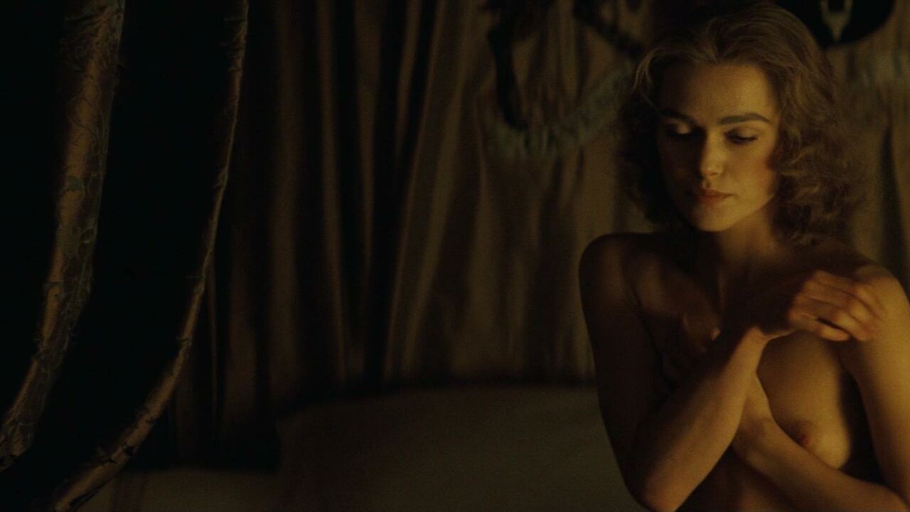 Keira Knightley and Hayley Atwell nude, sex scene from The Duchess (2008)