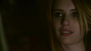 Emma Roberts nago, scena seksu z American Horror Story s03e01 02 (2013)