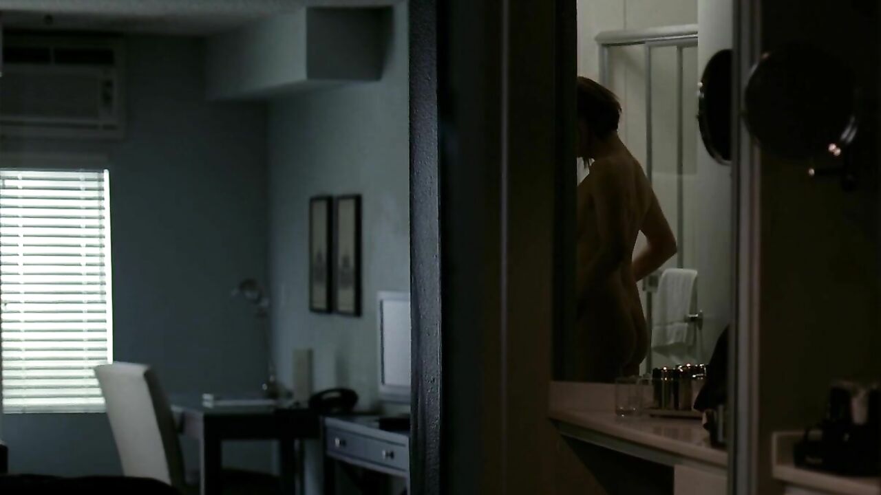 Jeanne Tripplehorn erotic scene from Morning (2010)