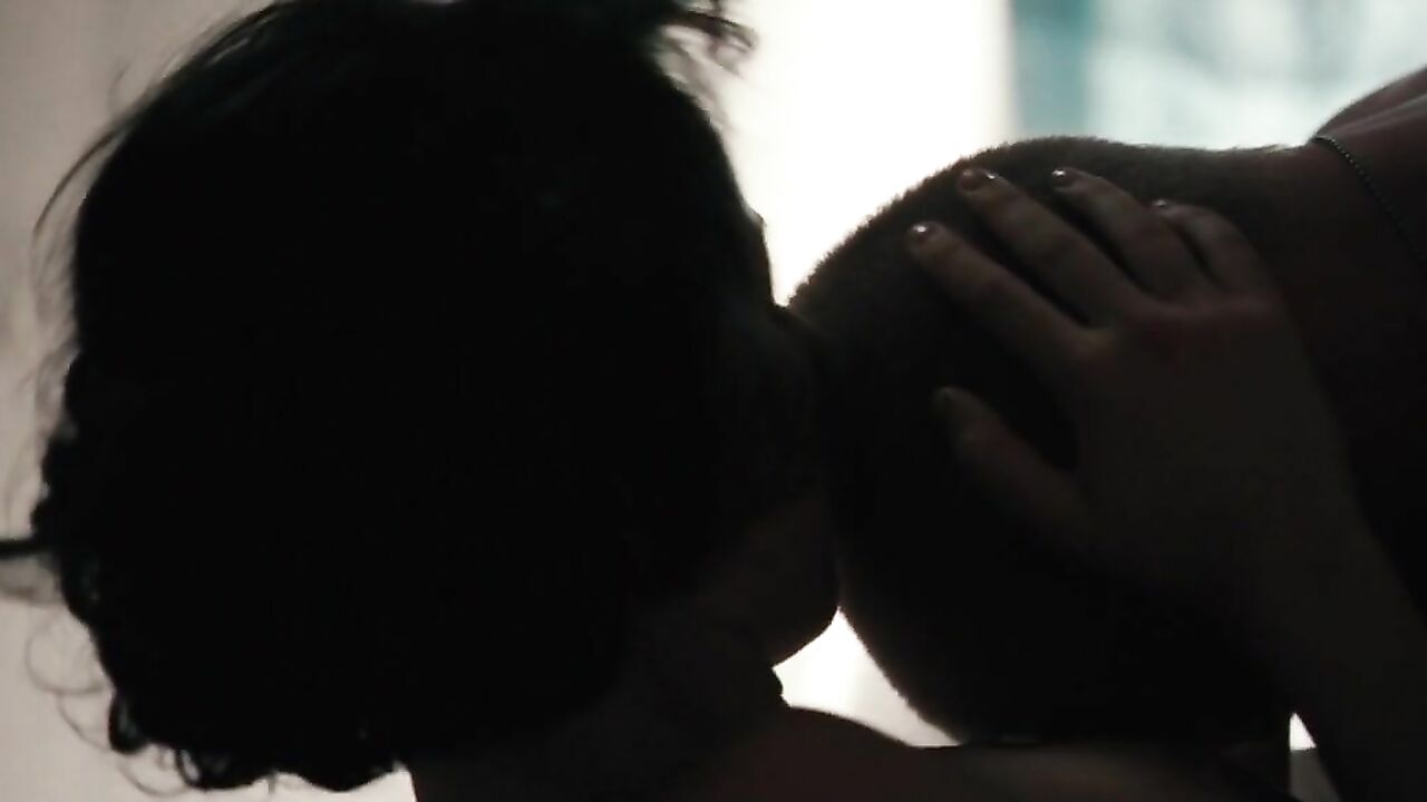 Jena Malone and Lisa Joyce nude, sex scene from The Messenger (2009)