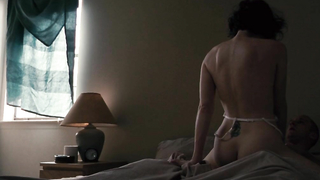 Jena Malone e Lisa Joyce nude, scena di sesso da The Messenger (2009)