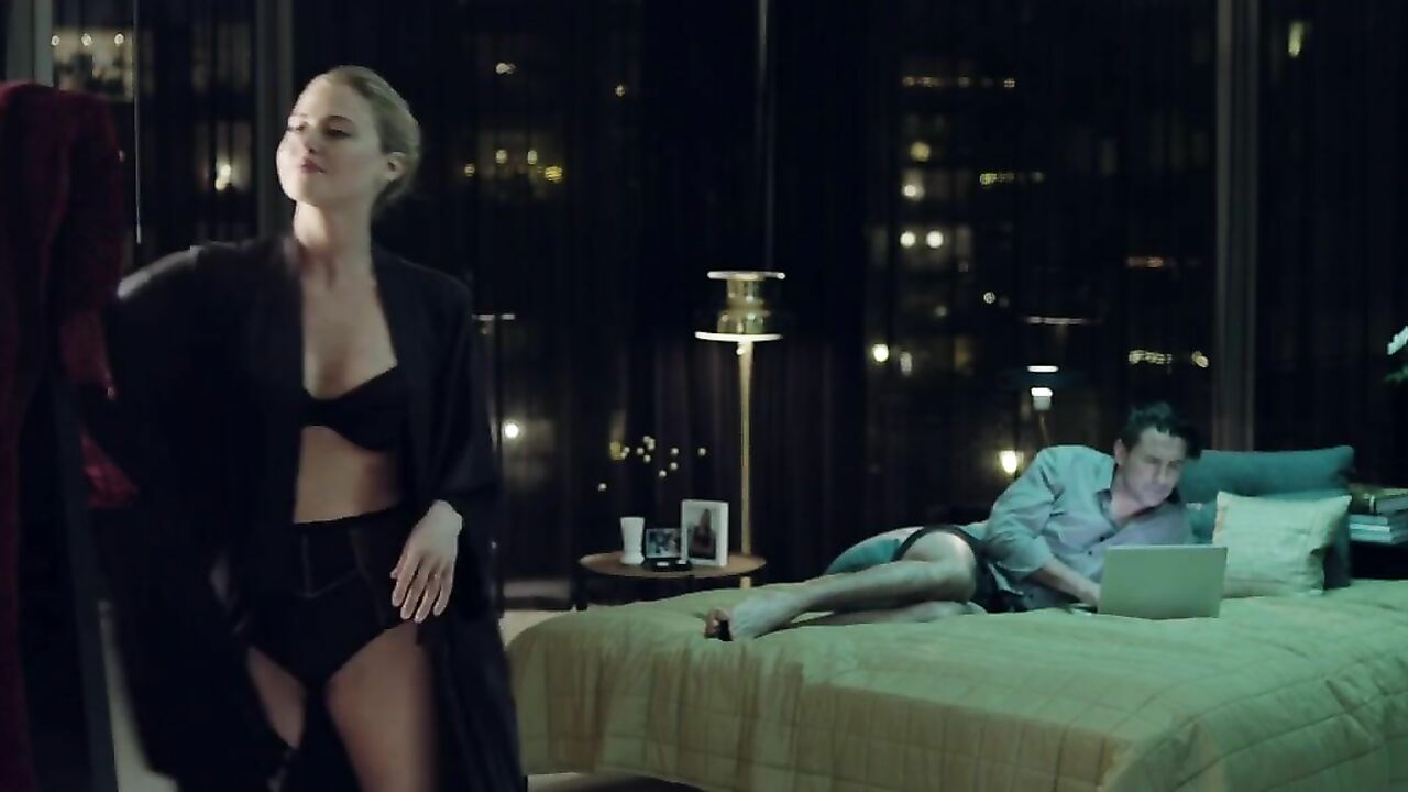 Estella Warren nude, sex scene from The Stranger Within (2013)