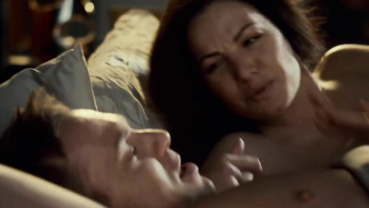 Erica Durance nude, sex scene from Saving Hope s02e02 03 (2013)