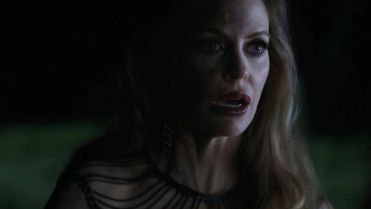 Kristin Bauer erotic scene from True Blood s04 (2011)