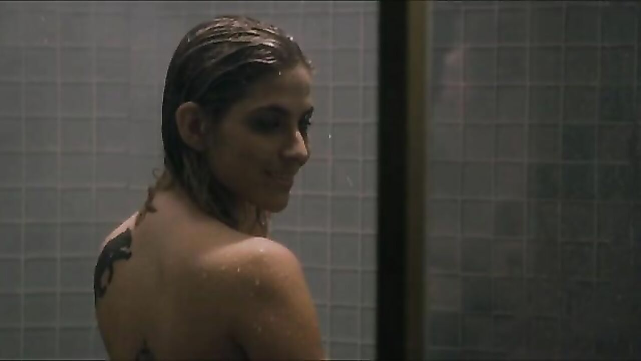 Sarah Shahi and Weronika Rosati erotic scene from Bullet To The Head (2012)