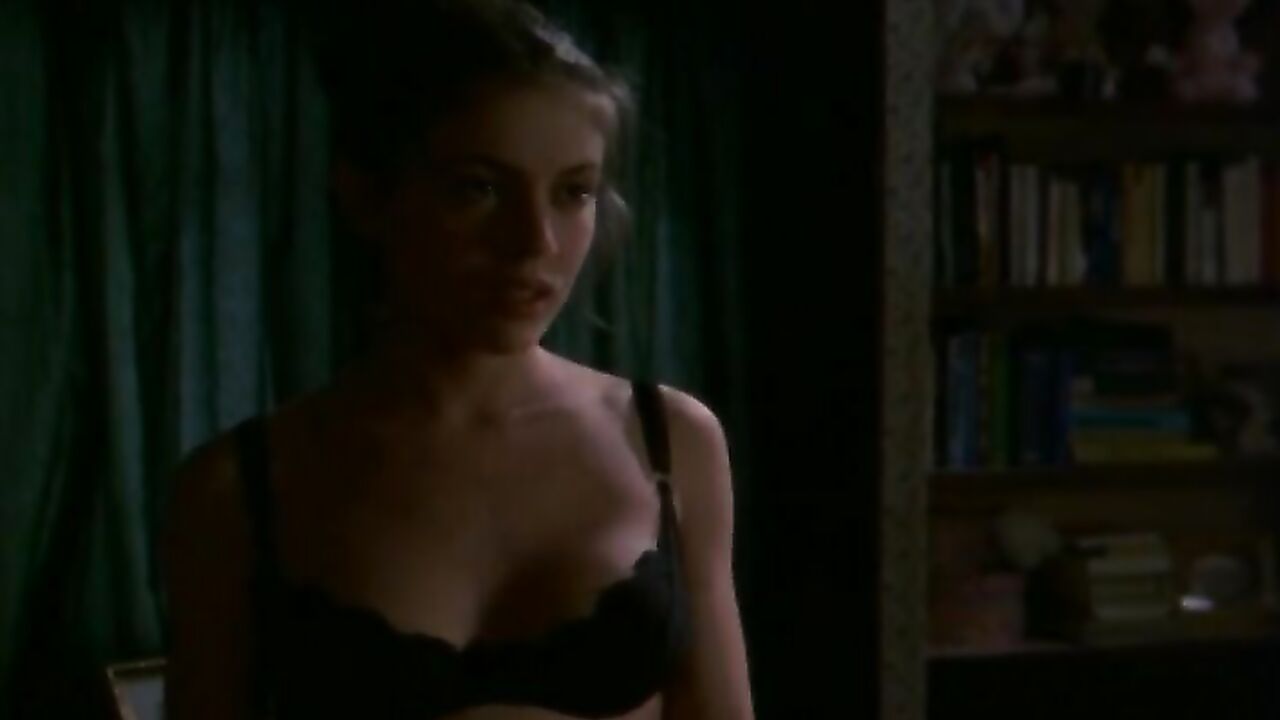 Alyssa Milano nude, sex scene from The Outer Limits s01e16 (1995)